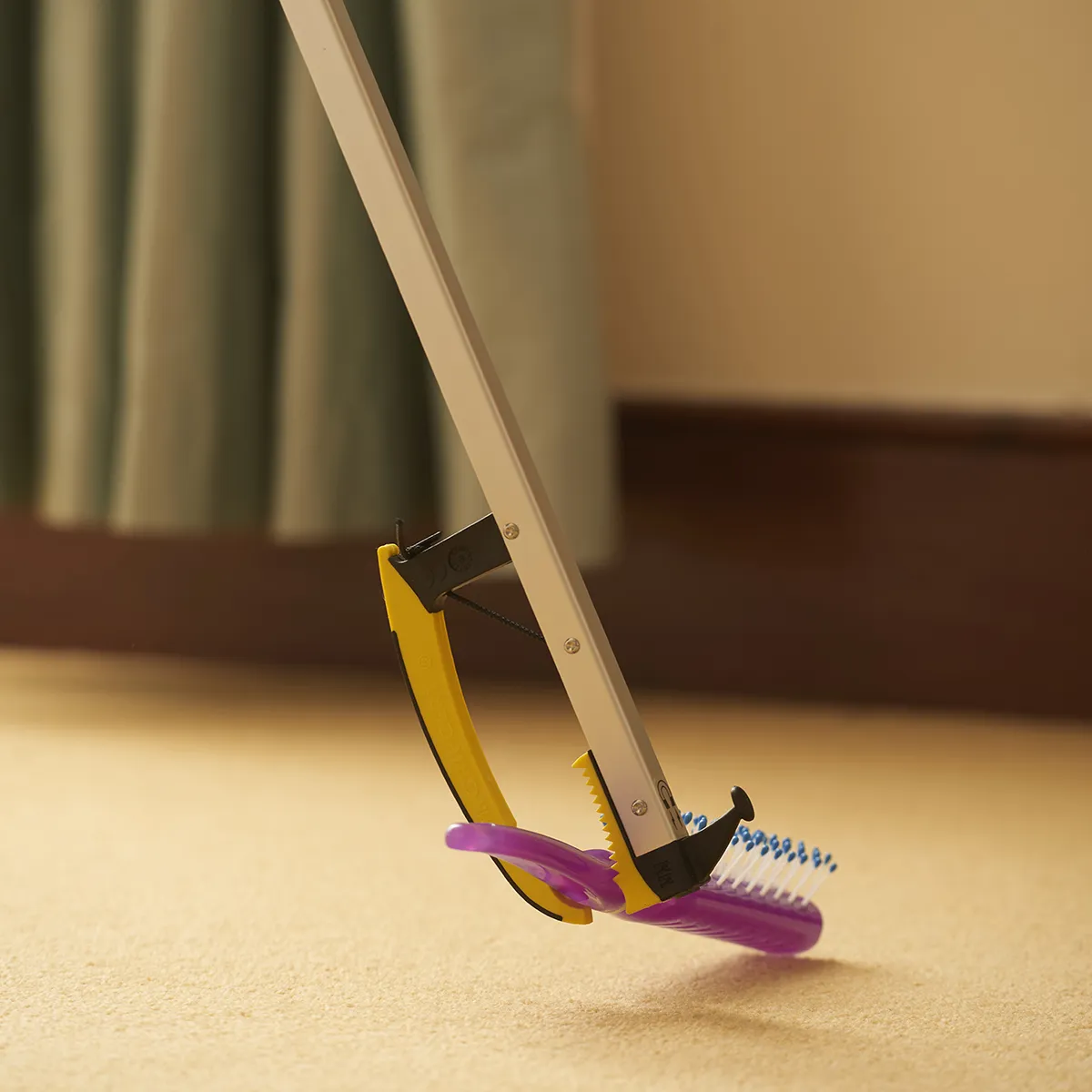 helping hand classic pro borstel oppakken