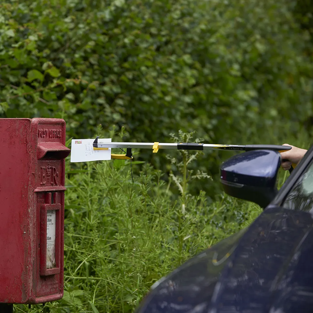 helping hand grijper en brievenbus