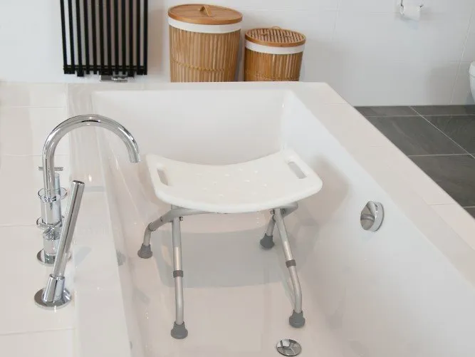 Opklapbare douchekruk