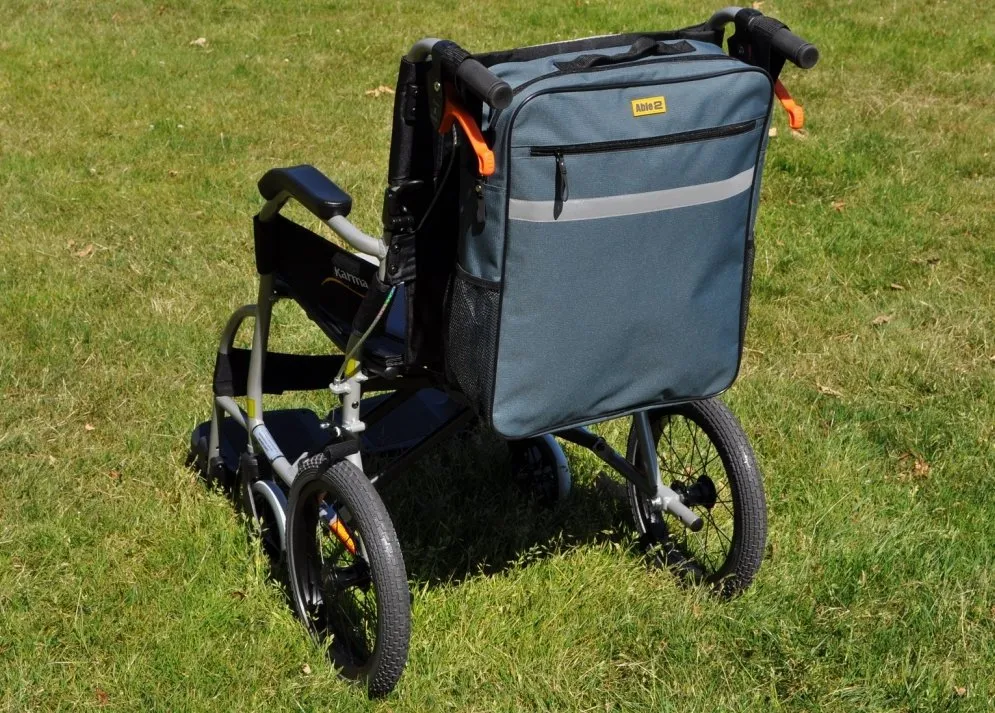 Rolstoeltas achter Grijs