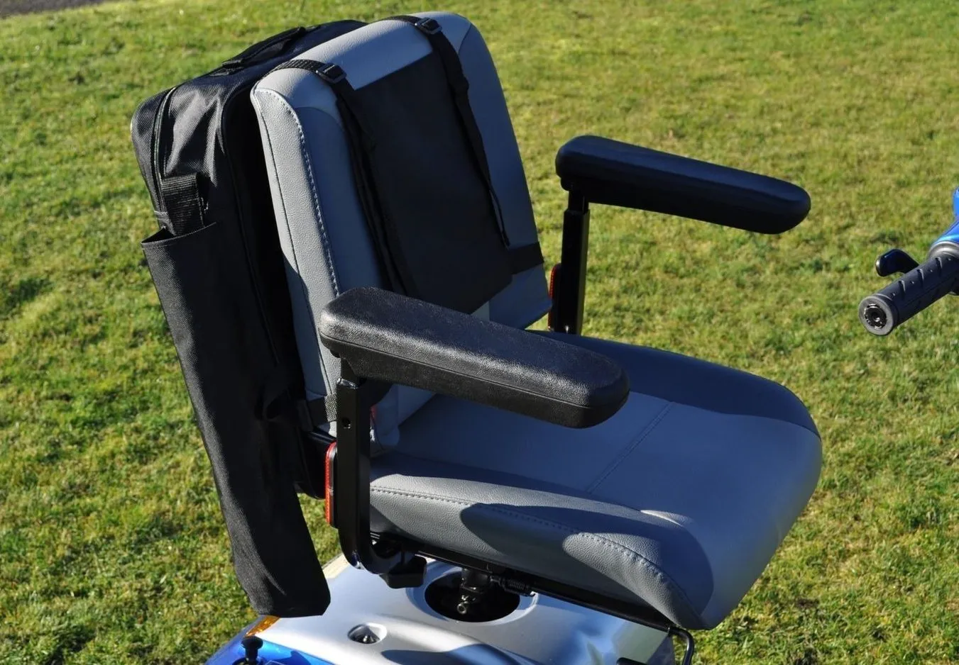 Scootmobiel tas wandelstokhouder